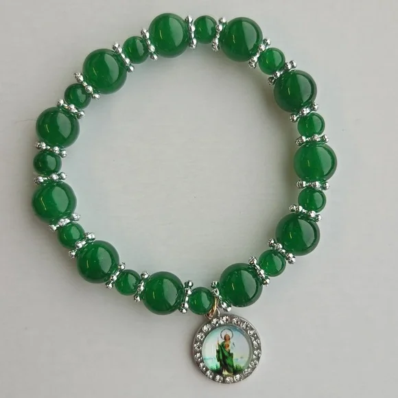 Green Saint Judas Tadeo Beaded Bracelet with Silver Accents - Picture 3 of 6